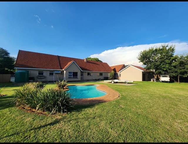 4 BEDROOM HOUSE FOR SALE IN ROBIN PARK